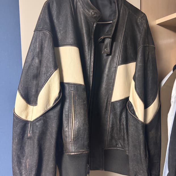 쿠어 가죽자켓 라지사이즈