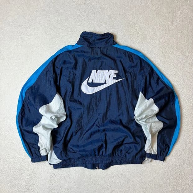 나이키 90s 올드스쿨 빅로고 우븐 자켓 PN6717   
