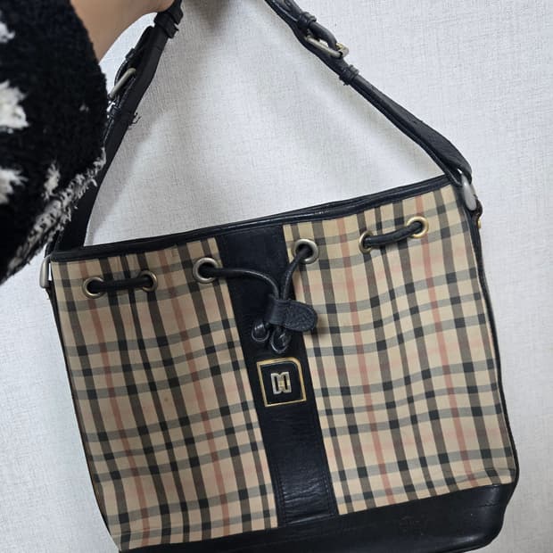 닥스 가방 크로스백 복조리백 