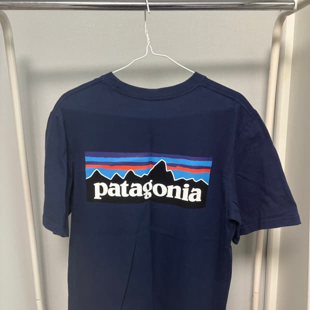 파타고니아 반팔 네이비 L
