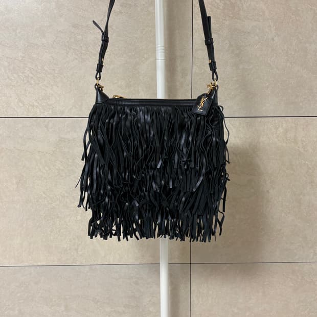 생로랑 프린지 토트백