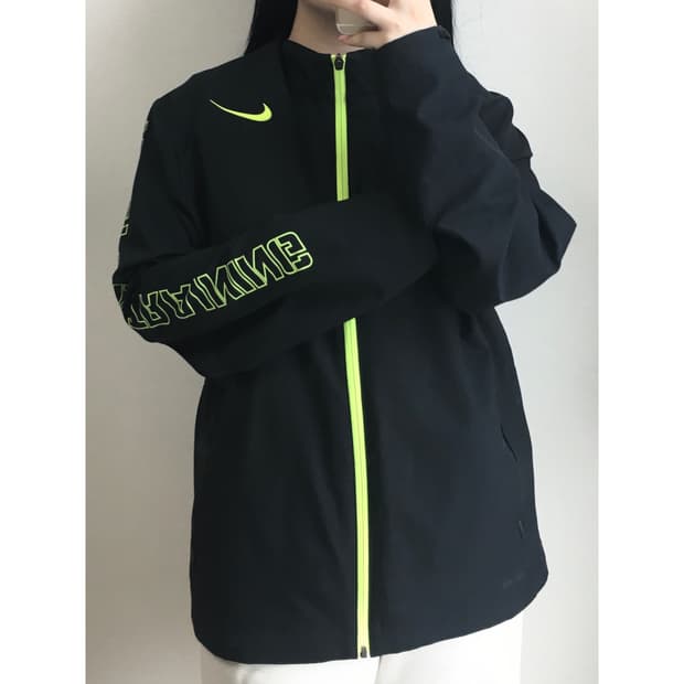나이키 트레이닝 바람막이 xxl