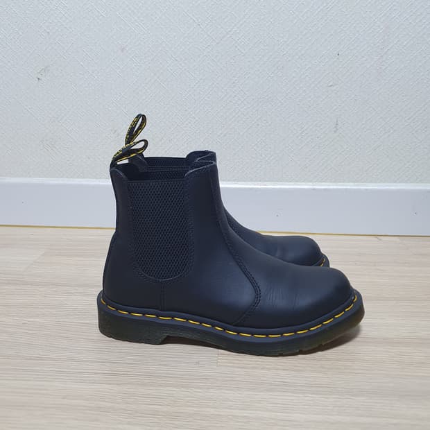 닥터마틴 2976 첼시부츠 230