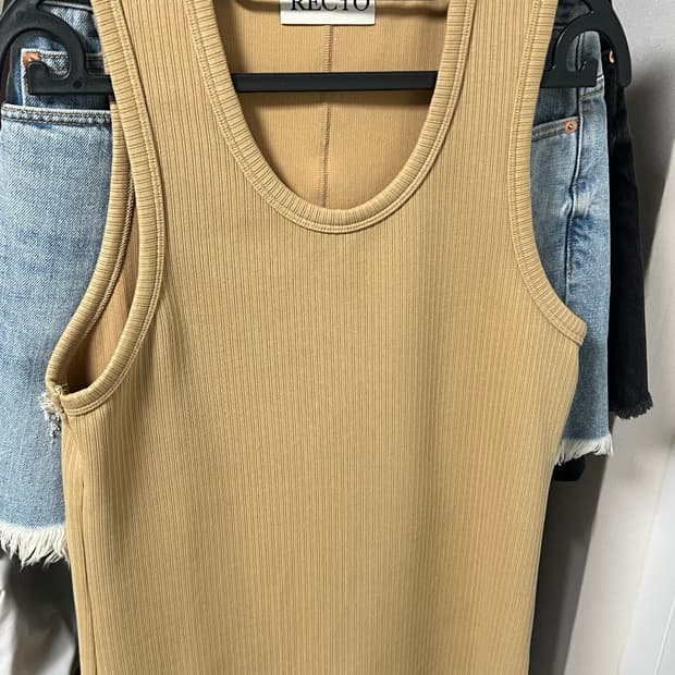 렉토 24FW 자카드 탱크탑 슬리브리스 나시 베이지 (S)