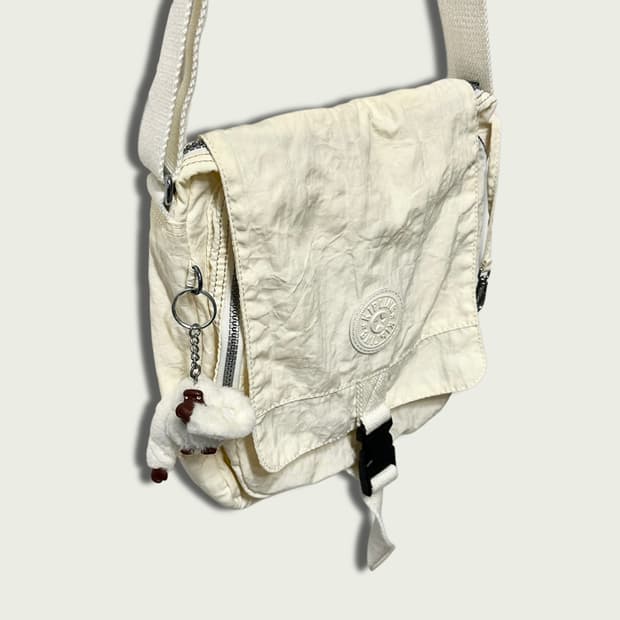 키플링 아이보리 숄더백