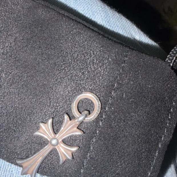 크롬하츠 십자가 팬던트