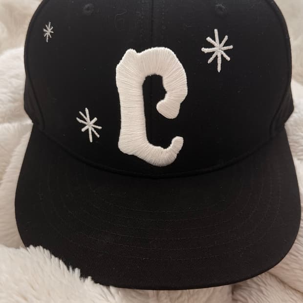 더콜디스트모먼트 TCM cosmic cap (black)