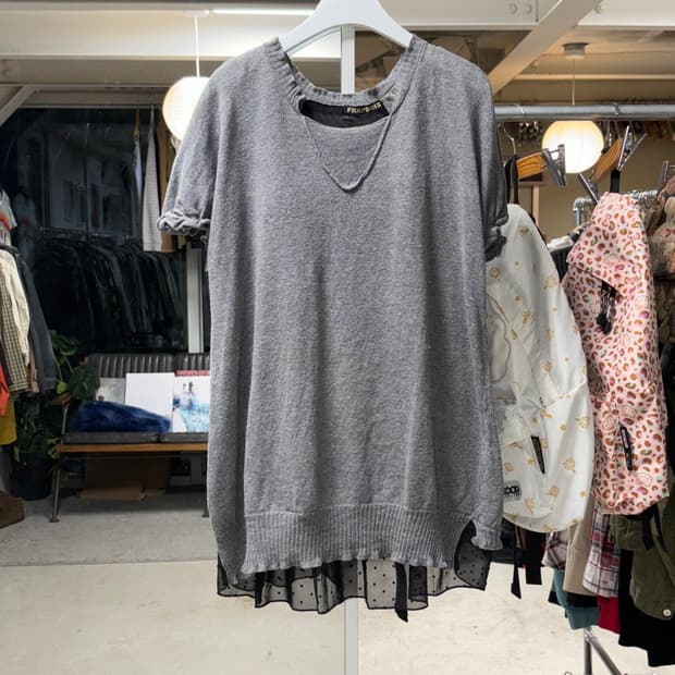 Frapbois 버튼 니트탑