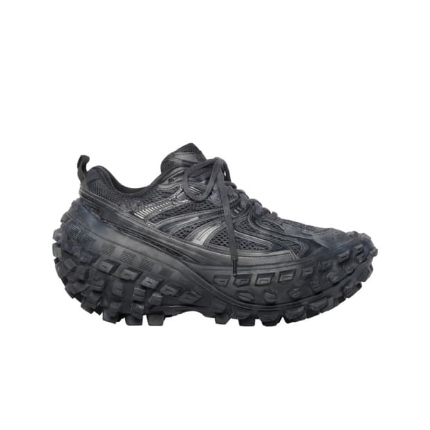 발렌시아가 디펜더 38 블랙