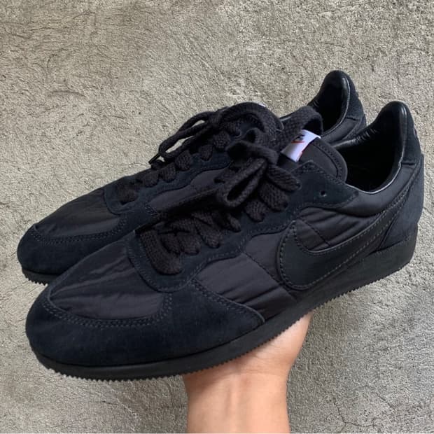 꼼데가르송 블랙 나이키 이글 트리플 블랙 280