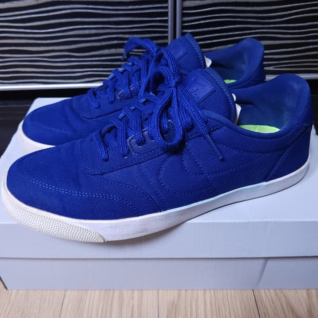 나이키 x 스티븐 앨런 콜라보 나이키 줌 레샷 SA 한정판 스니커즈