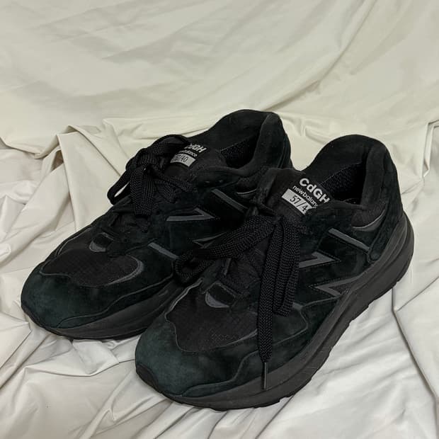 뉴발란스 꼼데 CdGH 5740 블랙 스니커즈