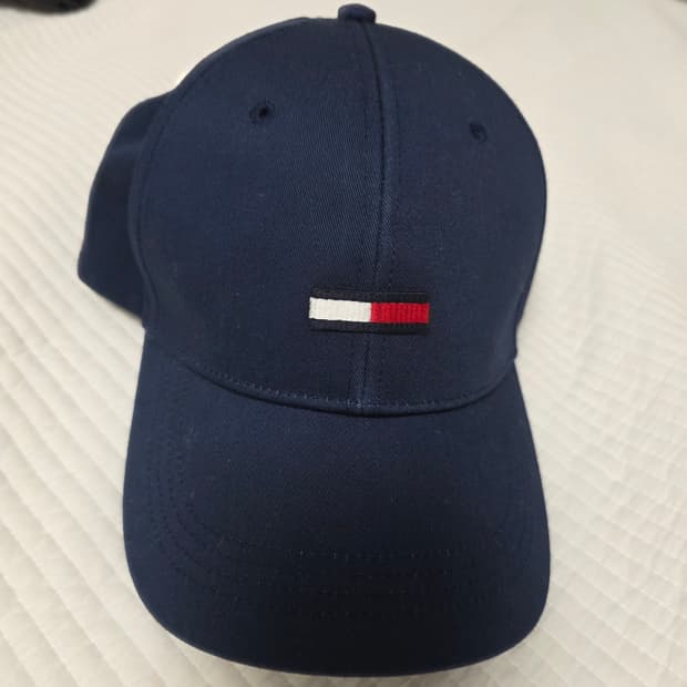타미힐피거 빅로고 네이비 볼캡 모자