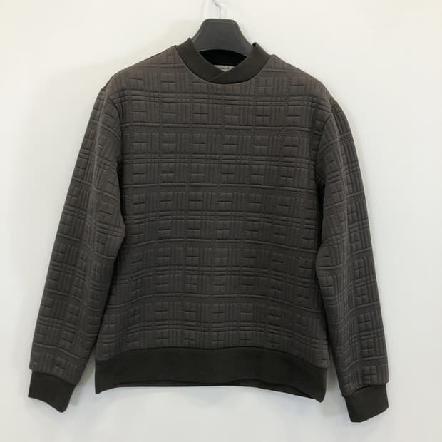 커스텀멜로우 자카드 맨투맨 L 사이즈 