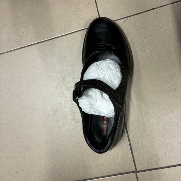 프라다 메리제인