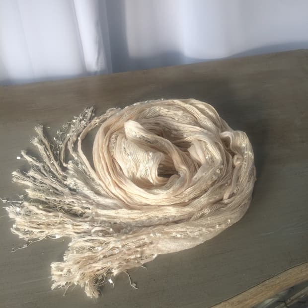 fringe point scarf