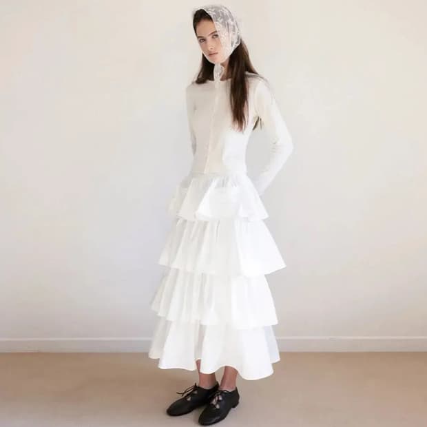 더티스 에이프런 스커트