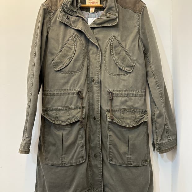 M) 리바이스 카키 야상 점퍼 