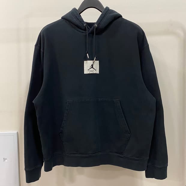 조던 플라이트 에센셜 후드 티셔츠