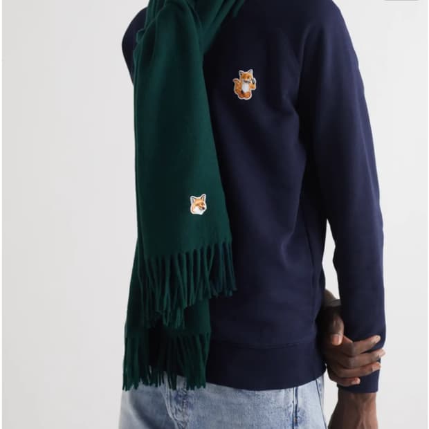 메종키츠네 다크 그린 머플러