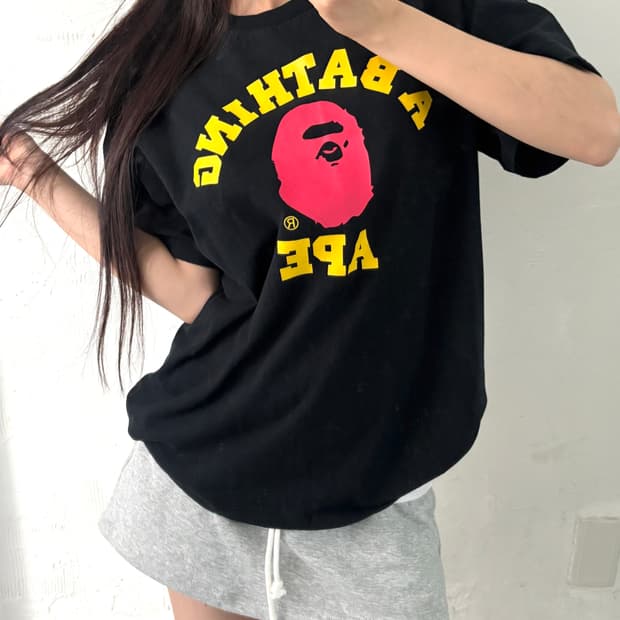 BAPE 베이프 칼라스 컬리지 로고 티셔츠