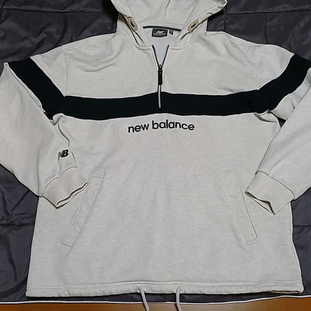 뉴발란스 반집업 오버핏후드 95 여성77 가슴57 기장65