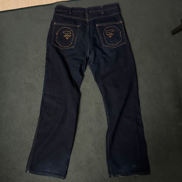 베이프 사루 데님 팬츠