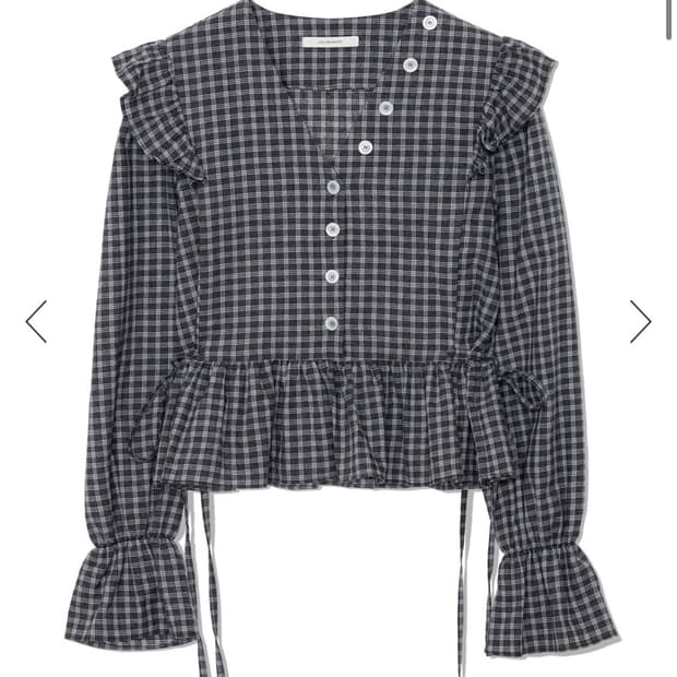 BUTTON CHECK FRILL BLOUSE(CHARCOAL)