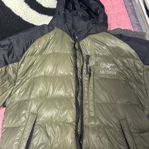 아크테릭스 패딩