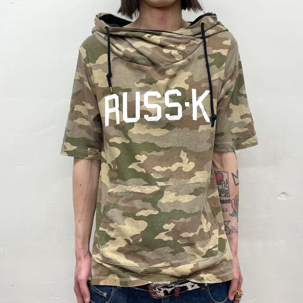 High-neck camouflage hoodie T-shirt 