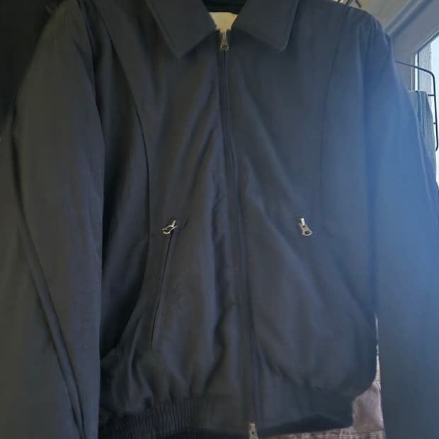 [커스텀어클락] 커브드 투웨이 항공 패딩 점퍼