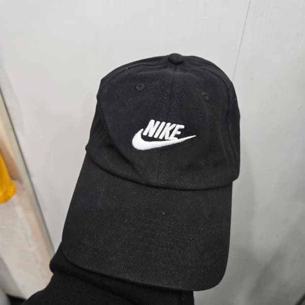 ONE,FREE사이즈 )) NIKE 나이키 볼캡 모자! 사이즈 조절가능