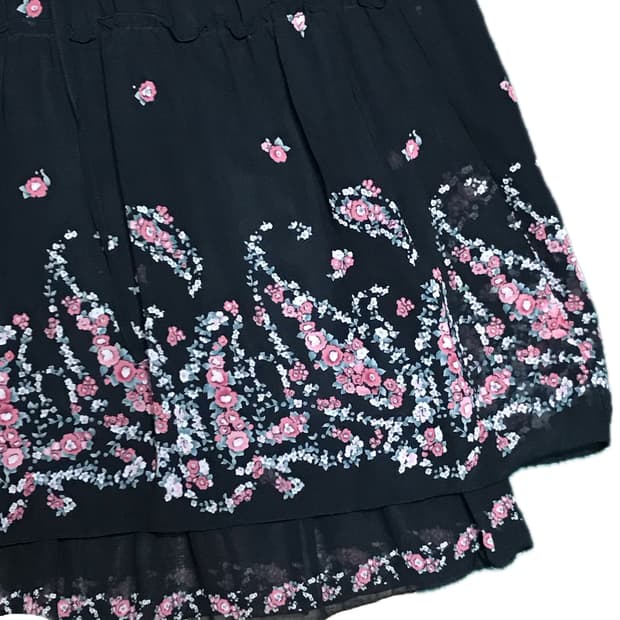 L’est rose 플로럴 프릴 롱스커트