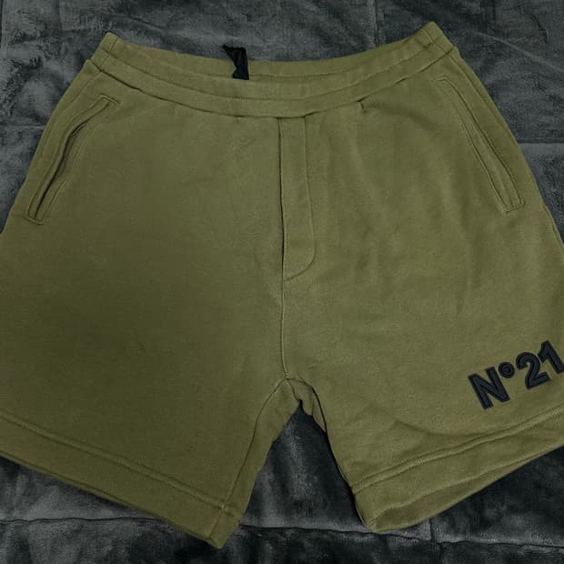 N°21 누메로벤투노 반바지