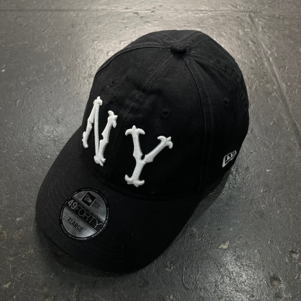 뉴에라 양키즈 해골 로고 볼캡