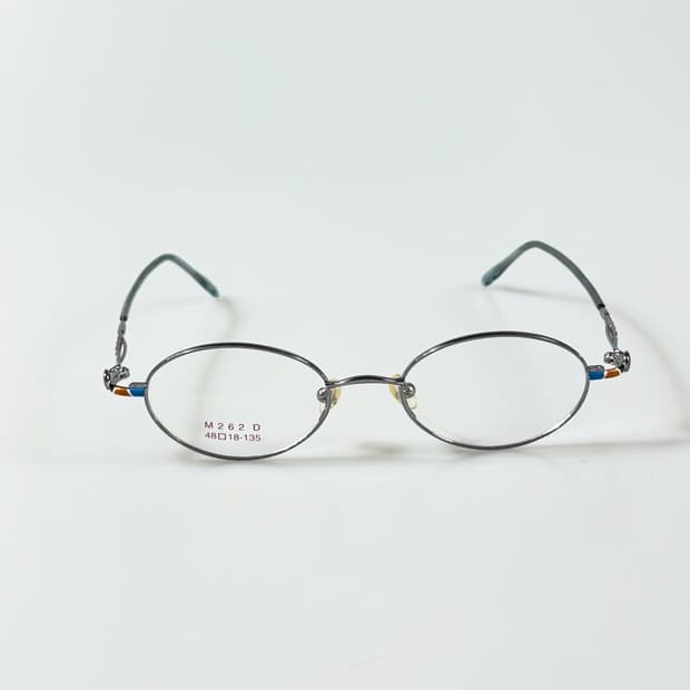 90s DISNEY 슬림 오벌 프레임 빈티지 안경