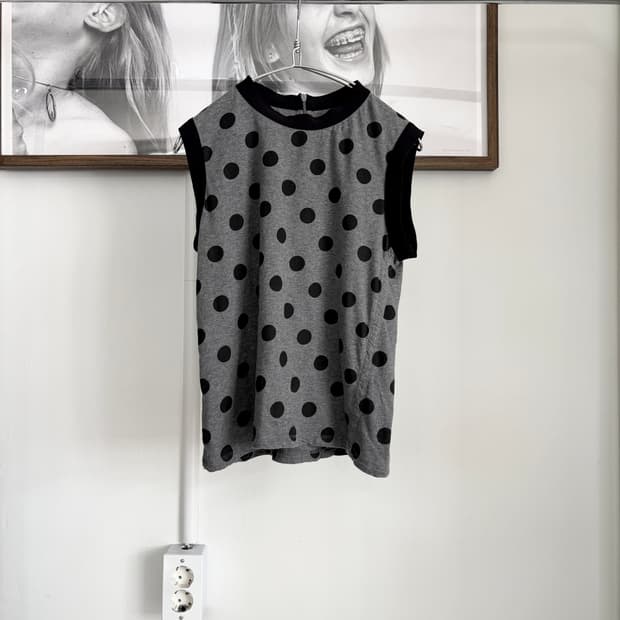 Marni dot top