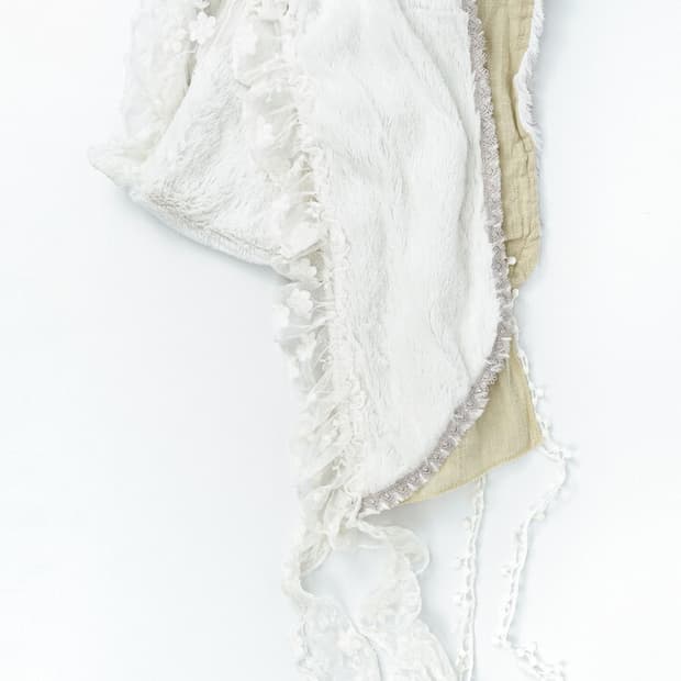 샵페어리 퍼 레이스 트림 스카프