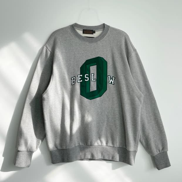 F1 BESLOW 비슬로우 맨투맨 L사이즈