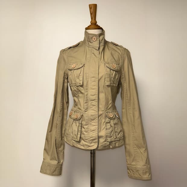 포켓 레이스 디테일 베이지 와투케 자켓