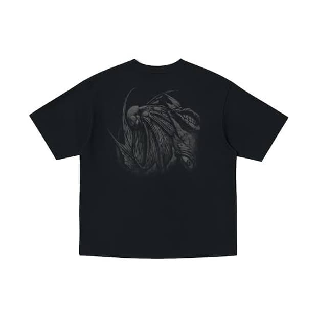 유니클로 베르세르크 반팔 XS