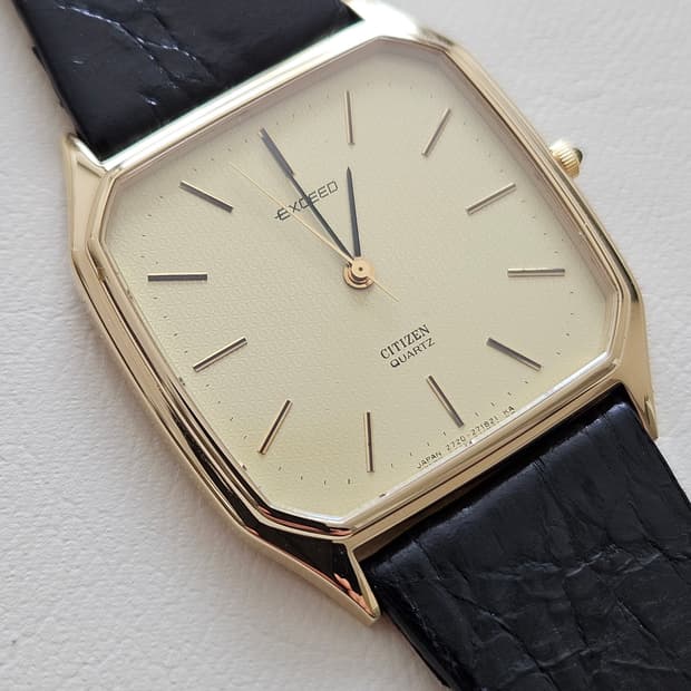 빈티지 시티즌 익시드 골드 사각 드레스 가죽 시계