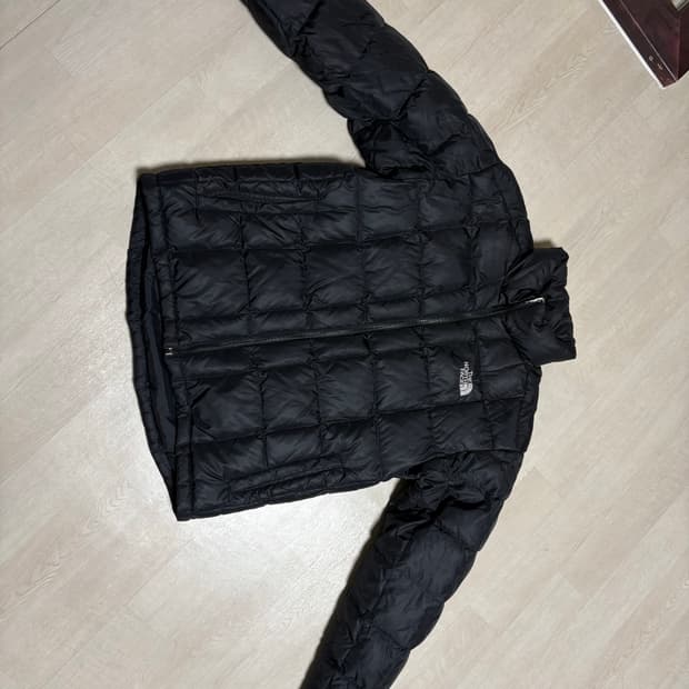 노스페이스 경량패딩 600