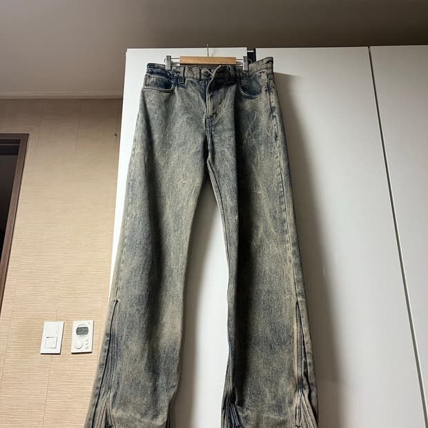 [30] 와이프로젝트 튜더 디스트로이드 스플릿 헴 데님팬츠