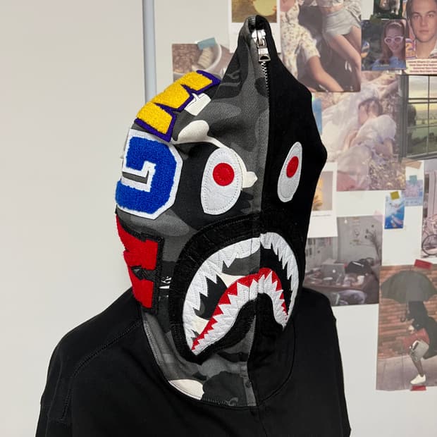 베이프 샤크 후드집업