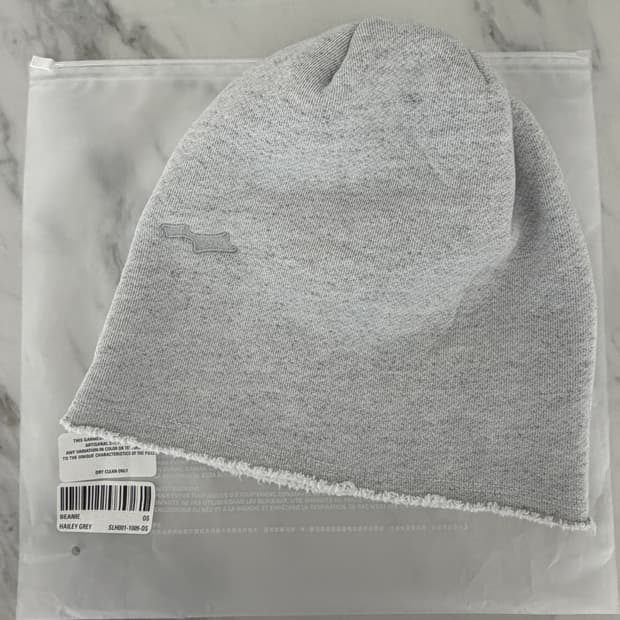 스카이라크 비니 헤일리 그레이 OS