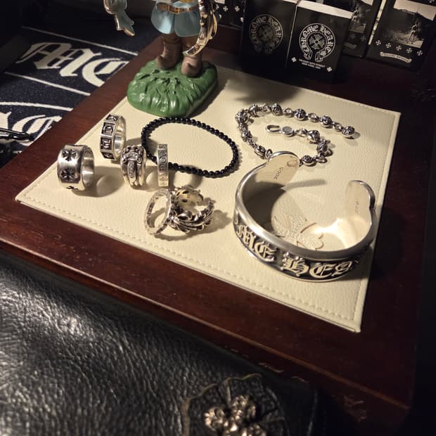 크롬하츠 스크롤 로고 뱅글팔찌(정품)