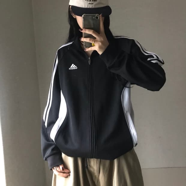 아디다스 검흰 져지