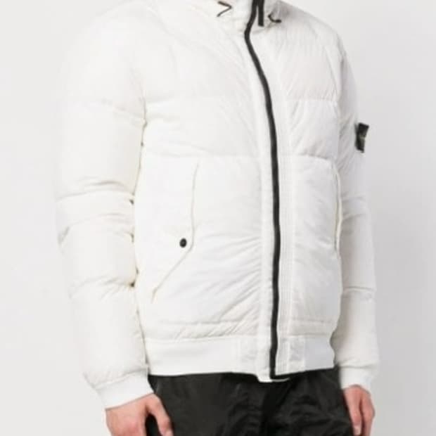 스톤아일랜드 화이트 패딩