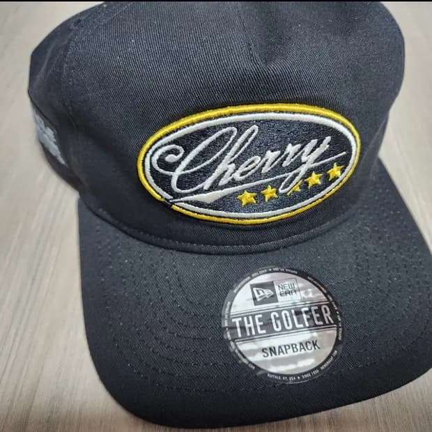 Cherry la * redbull cap